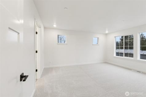 24327 13th Avenue SE Bothell WA 98021