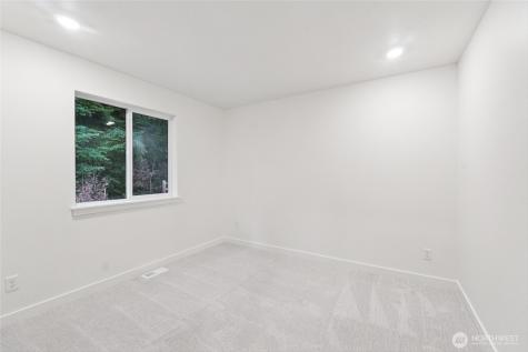 24327 13th Avenue SE Bothell WA 98021