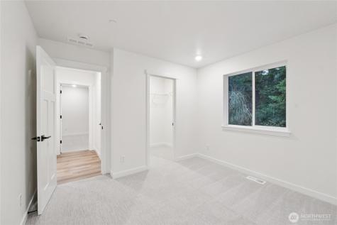 24327 13th Avenue SE Bothell WA 98021