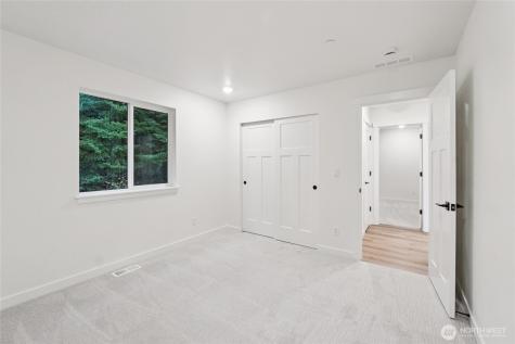 24327 13th Avenue SE Bothell WA 98021