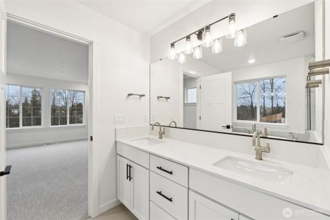 24327 13th Avenue SE Bothell WA 98021