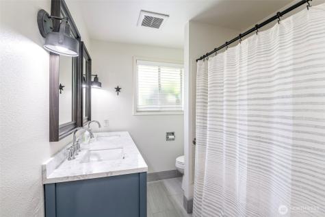 8906 35th Street W University Place WA 98466