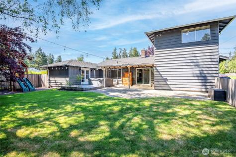 8906 35th Street W University Place WA 98466