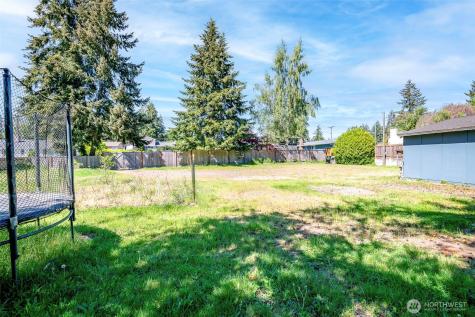 8906 35th Street W University Place WA 98466