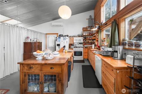 27858 Y Lane Ocean Park WA 98640