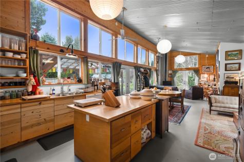 27858 Y Lane Ocean Park WA 98640