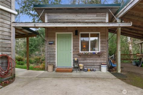 27858 Y Lane Ocean Park WA 98640