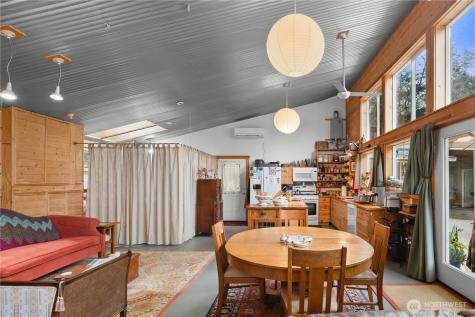27858 Y Lane Ocean Park WA 98640