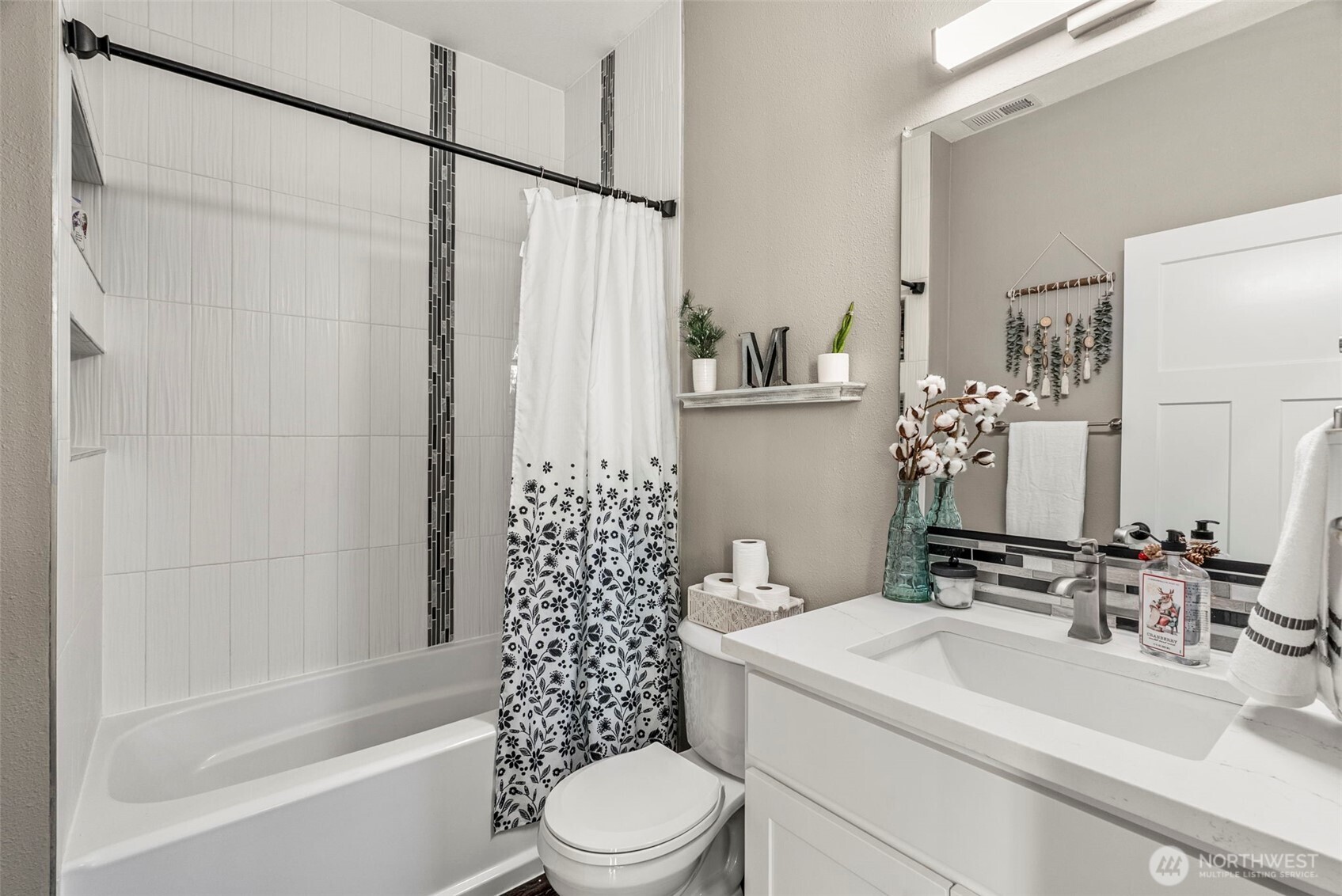 257 Curtis Drive Longview WA 98632