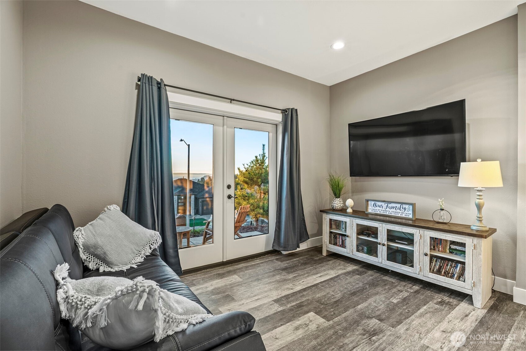 257 Curtis Drive Longview WA 98632