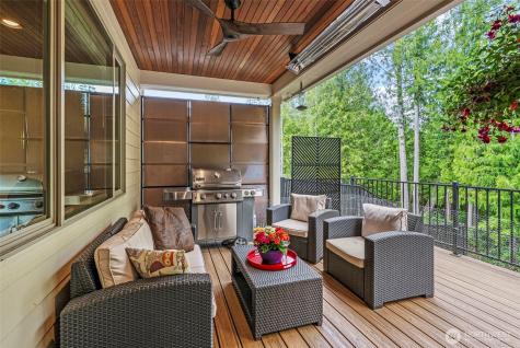 136 Zephyr Drive Silverlake WA 98645