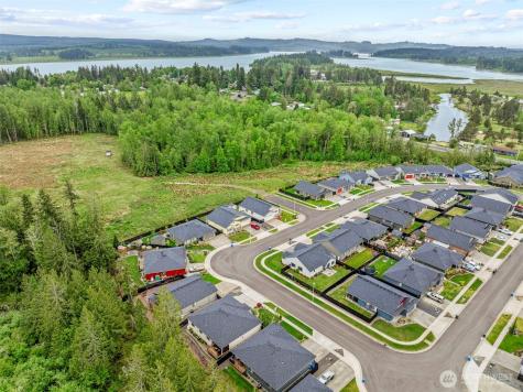 136 Zephyr Drive Silverlake WA 98645