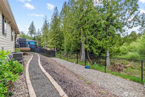 136 Zephyr Drive Silverlake WA 98645