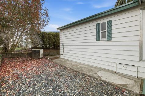 21809 107th Place SE Kent WA 98031