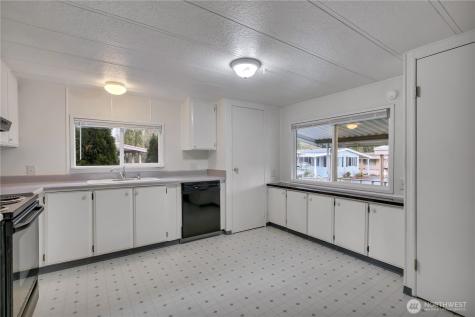 21809 107th Place SE Kent WA 98031