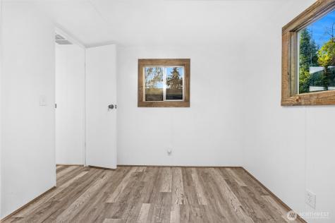 14322 Admiralty Way Lynnwood WA 98087