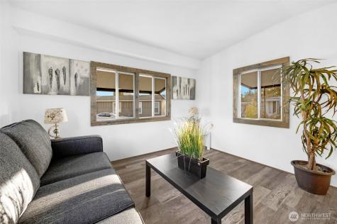 14322 Admiralty Way Lynnwood WA 98087