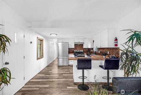 14322 Admiralty Way Lynnwood WA 98087