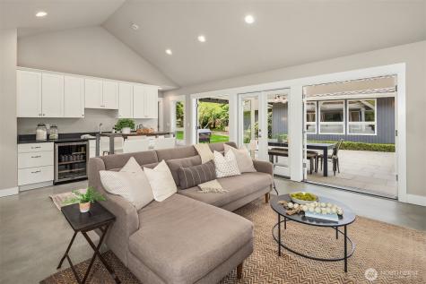 21533 NE 143rd Place Woodinville WA 98077