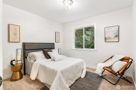 11518 Cedar Grove Street NW Gig Harbor WA 98329
