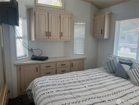 8818 Crescent Bar Road NW Quincy WA 98848