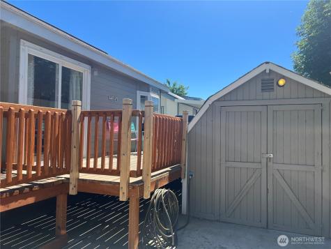 8818 Crescent Bar Road NW Quincy WA 98848