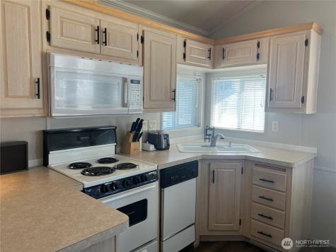 8818 Crescent Bar Road NW Quincy WA 98848