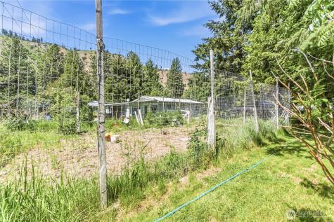 9818 Entiat River Road Entiat WA 98822