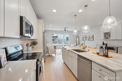 17 160th Place SE Bothell WA 98012