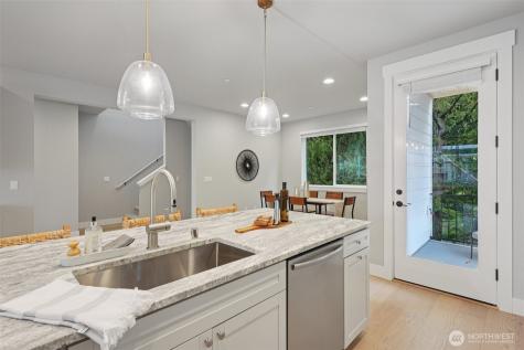 17 160th Place SE Bothell WA 98012