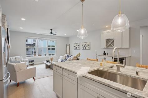 17 160th Place SE Bothell WA 98012