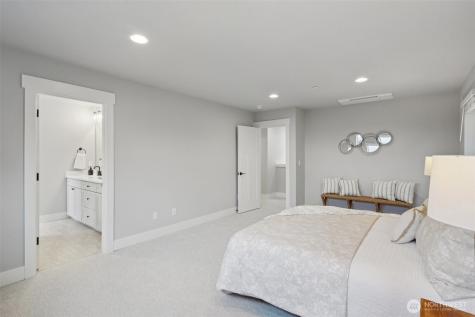 17 160th Place SE Bothell WA 98012