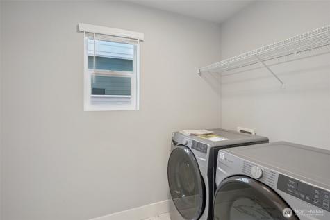 17 160th Place SE Bothell WA 98012