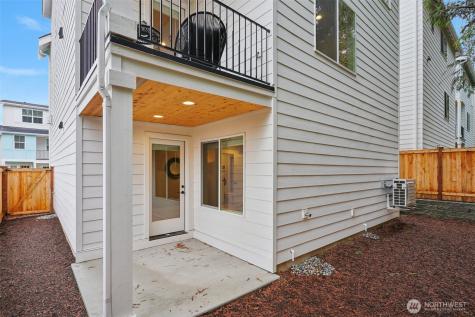 17 160th Place SE Bothell WA 98012