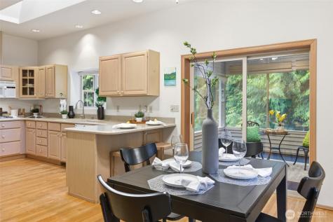 870 238th Avenue NE Sammamish WA 98074
