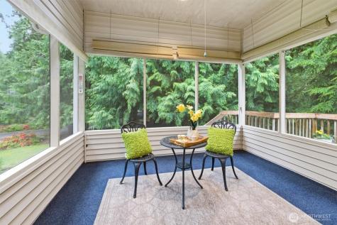 870 238th Avenue NE Sammamish WA 98074
