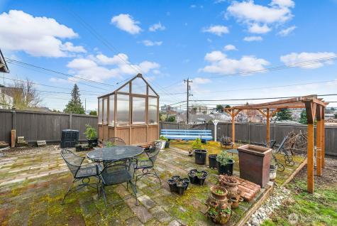 3231 Grand Avenue Everett WA 98201