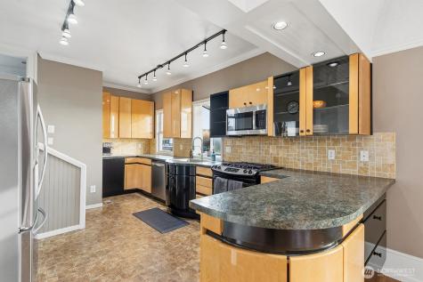 3231 Grand Avenue Everett WA 98201