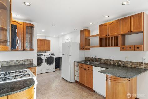 3231 Grand Avenue Everett WA 98201