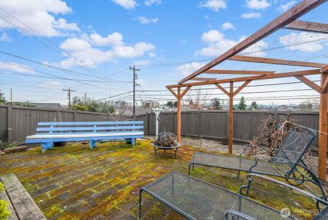 3231 Grand Avenue Everett WA 98201