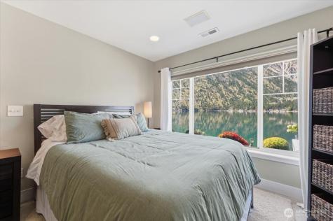 96 Clearwater Lane Manson WA 98831