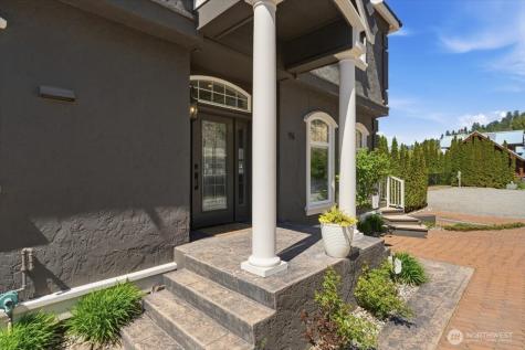 96 Clearwater Lane Manson WA 98831