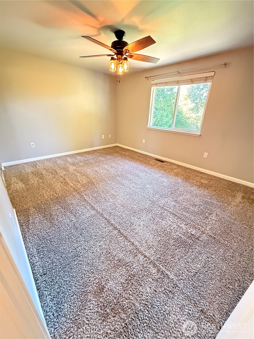 16603 35th Street Ct E Lake Tapps WA 98391