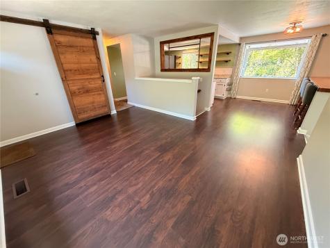 16603 35th Street Ct E Lake Tapps WA 98391