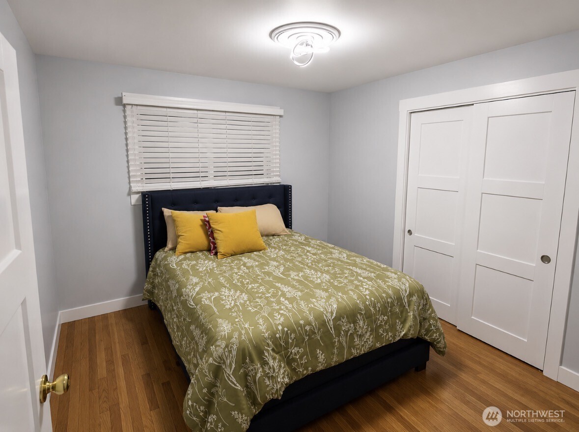 15035 29th Avenue S Seatac WA 98188