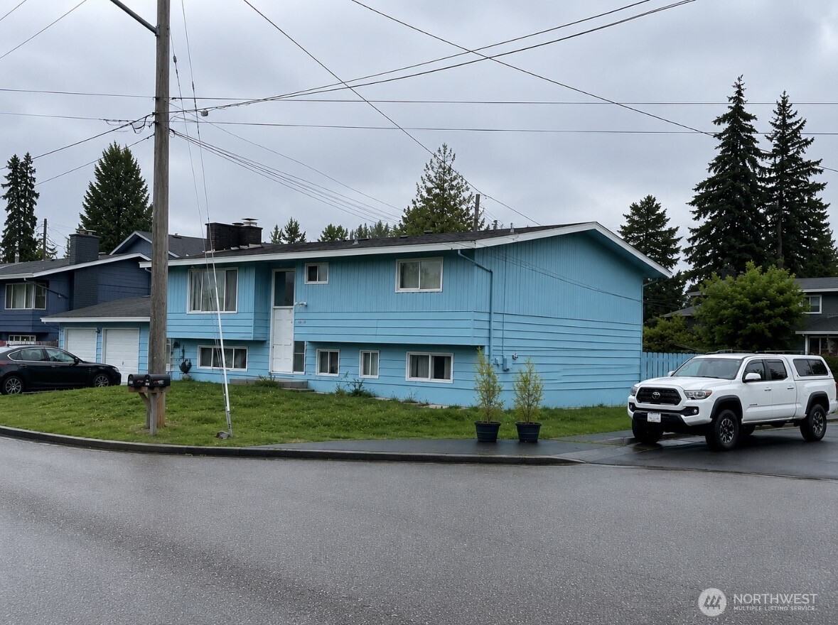15035 29th Avenue S Seatac WA 98188