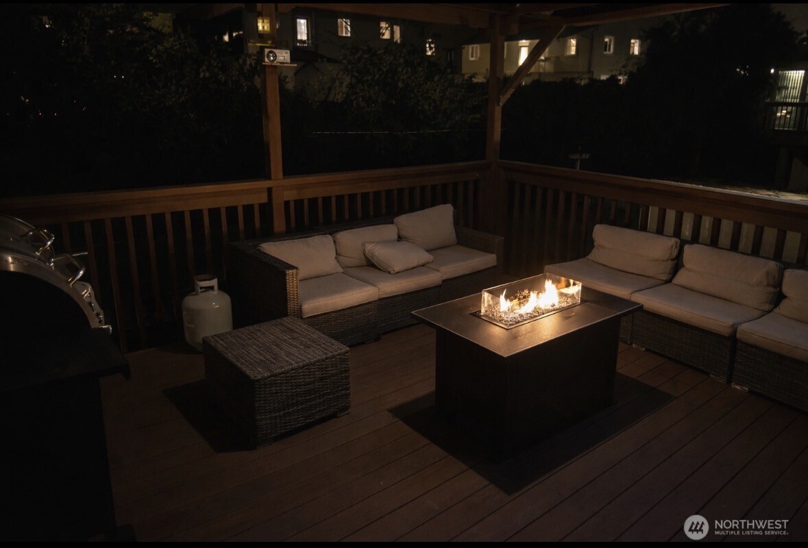 15035 29th Avenue S Seatac WA 98188