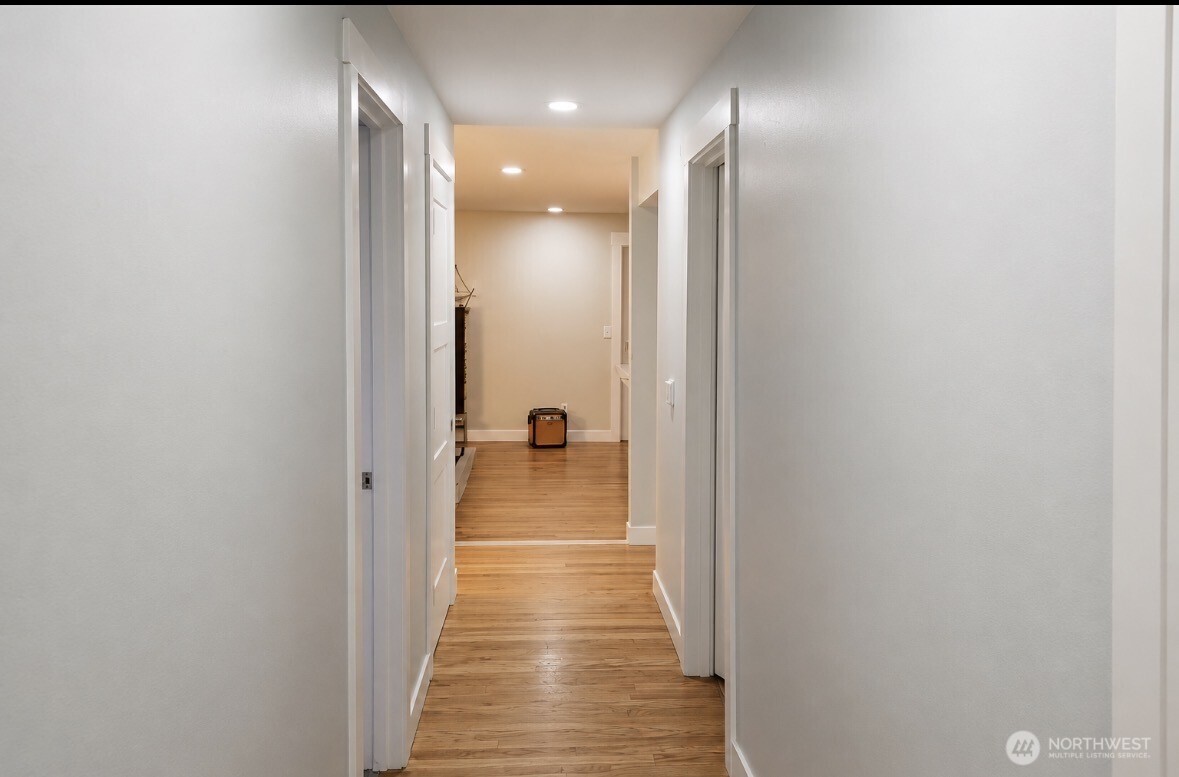 15035 29th Avenue S Seatac WA 98188