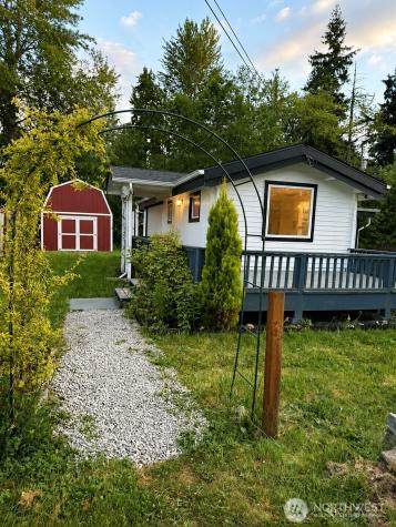 416 E 86th Street Tacoma WA 98445
