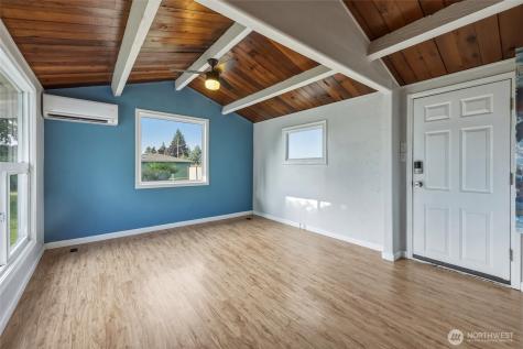 416 E 86th Street Tacoma WA 98445